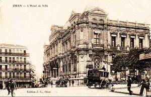 PA b- 030- Hotel de ville